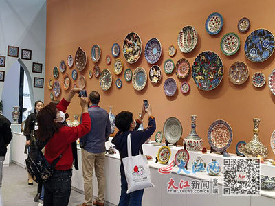 &ldquo;買全球 賣全球&rdquo;!2022景德鎮(zhèn)瓷博會(huì)開幕
